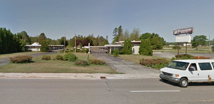 Tradewinds Motel - 2018 Street View (newer photo)